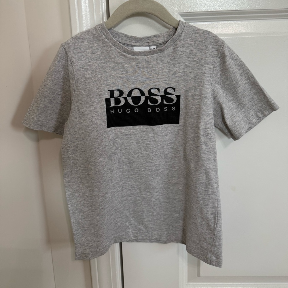 Hugo Boss Kids Gray T-Shirt boys size 6